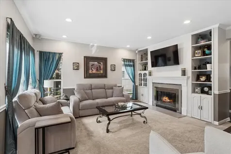 29676 North Environ Circle Lake Bluff IL 60044