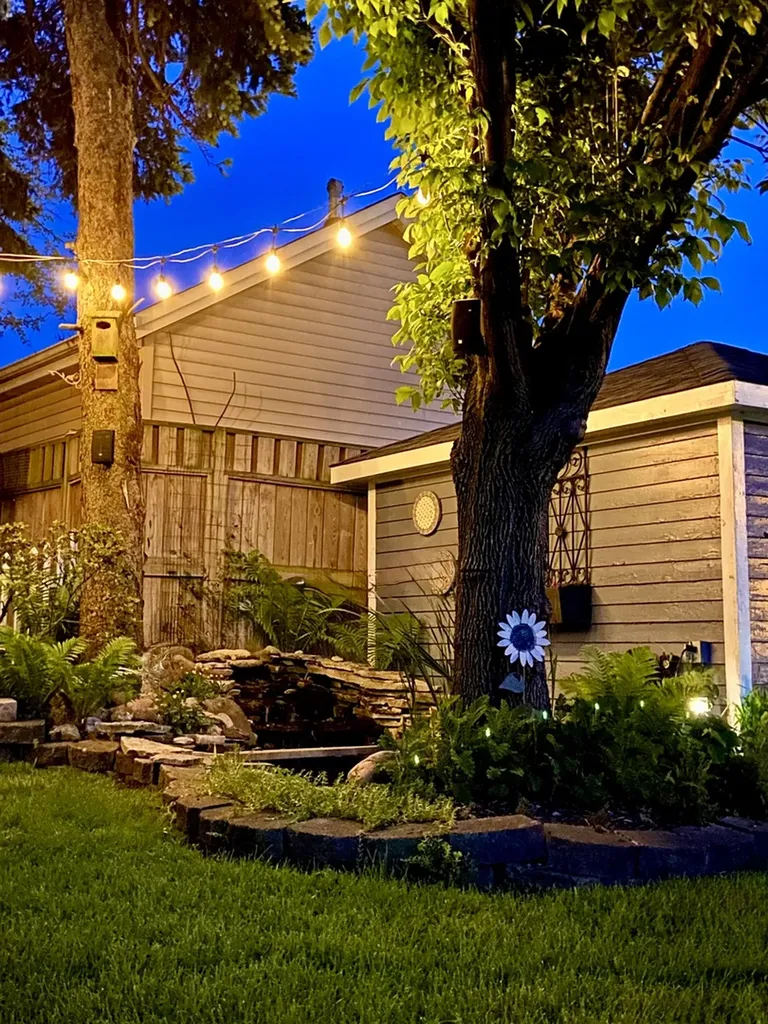 6883 West Hobart Avenue Chicago IL 60631