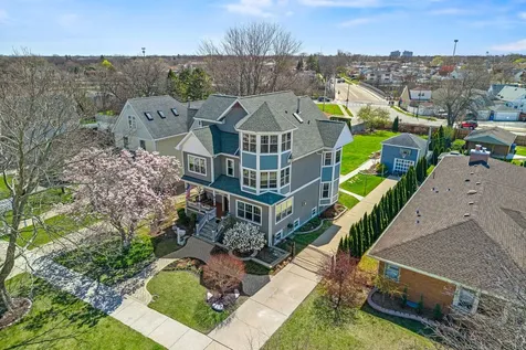 6883 West Hobart Avenue Chicago IL 60631