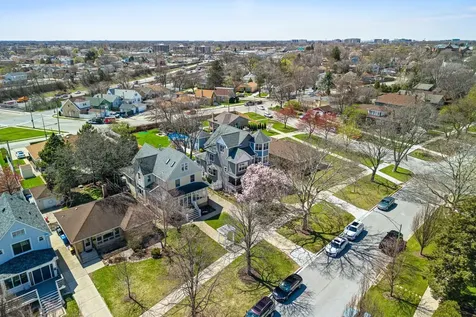 6883 West Hobart Avenue Chicago IL 60631