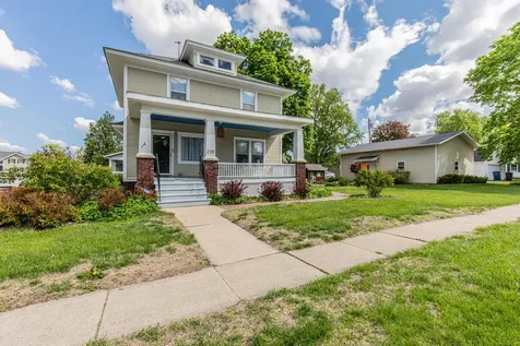 225 West Central Avenue Princeton IL 61356