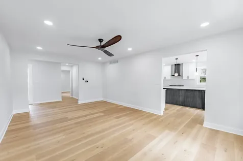 5S254 Middle Road Naperville IL 60563