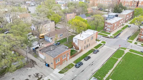 6956 South Carpenter Street Chicago IL 60621