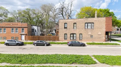 6956 South Carpenter Street Chicago IL 60621