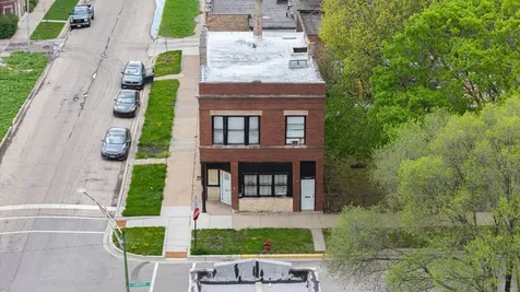 6956 South Carpenter Street Chicago IL 60621