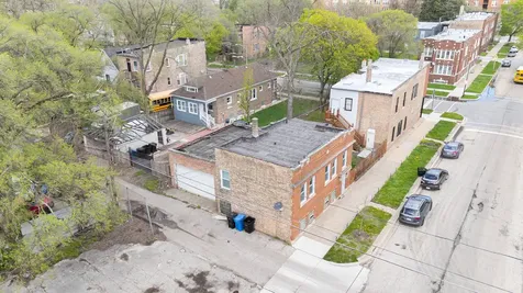 6956 South Carpenter Street Chicago IL 60621
