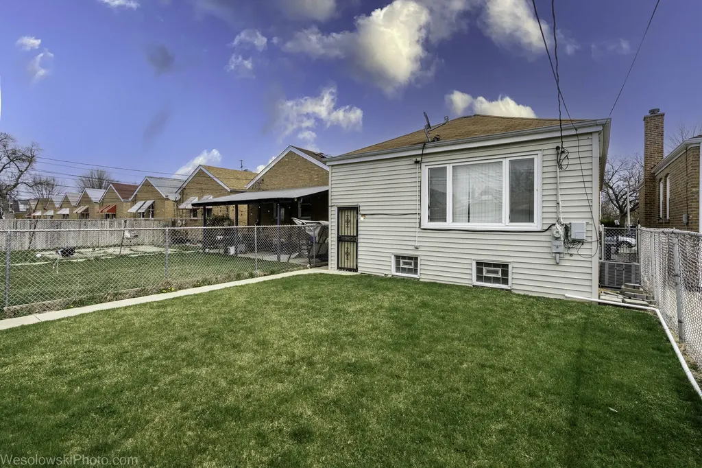 6528 South Kildare Avenue Chicago IL 60629
