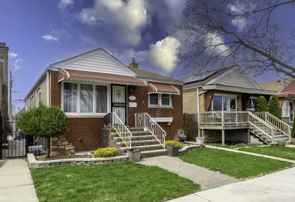 6528 South Kildare Avenue Chicago IL 60629