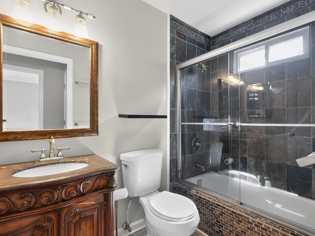 1328 Creighton Avenue Naperville IL 60565