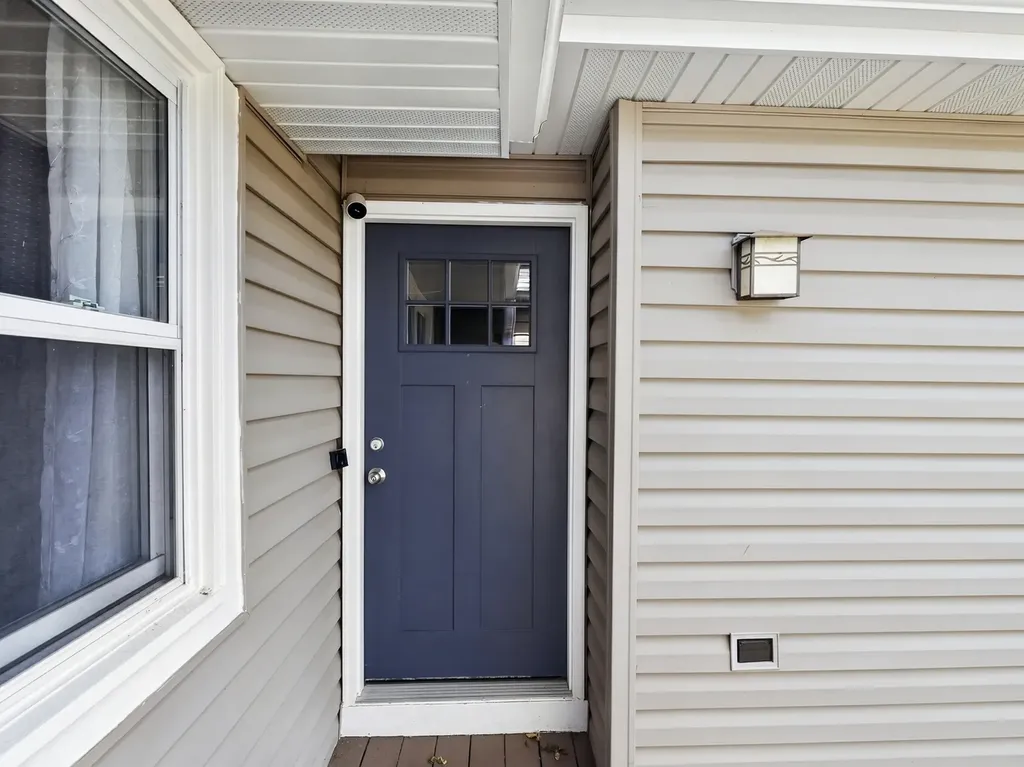 1328 Creighton Avenue Naperville IL 60565