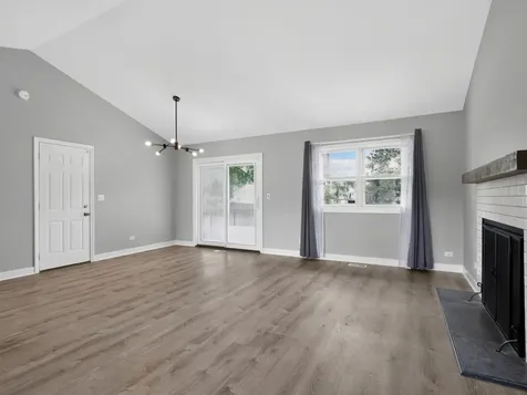 1328 Creighton Avenue Naperville IL 60565