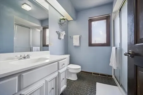 134 Amherst Drive Bartlett IL 60103