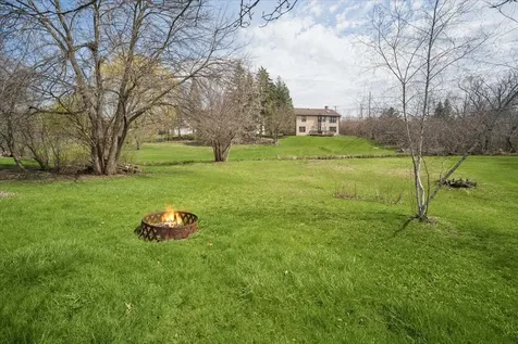 134 Amherst Drive Bartlett IL 60103