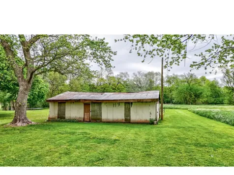 1907 Coalville Road Streator IL 61364
