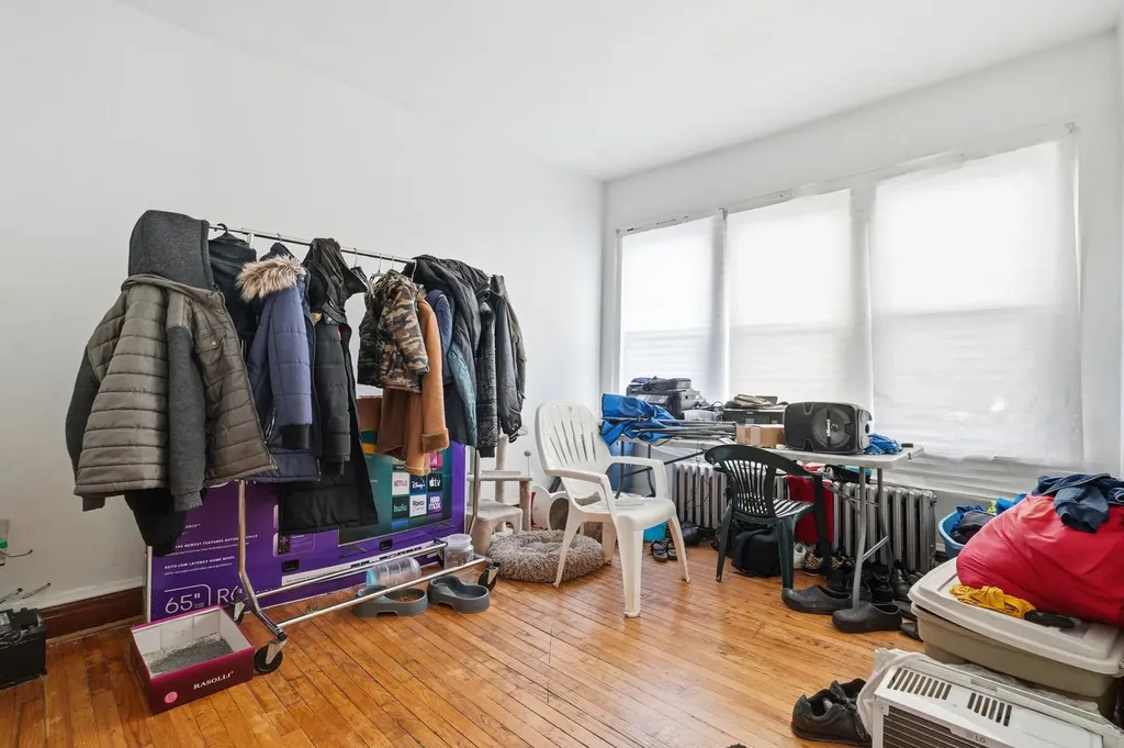 7359 South Western Avenue Chicago IL 60636
