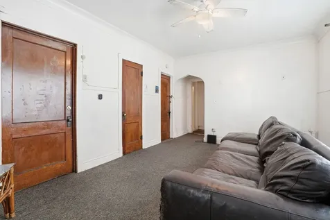 7359 South Western Avenue Chicago IL 60636