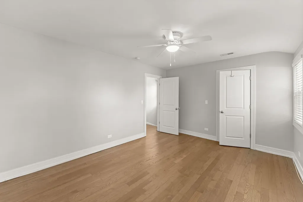 7805 West Balmoral Avenue Chicago IL 60656