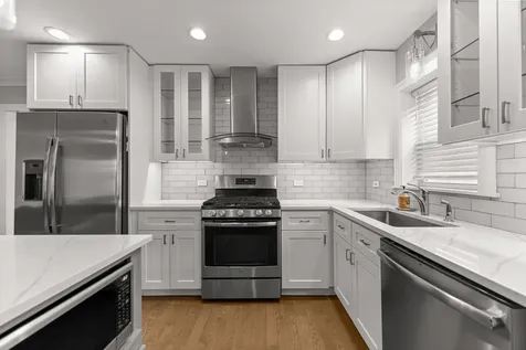 7805 West Balmoral Avenue Chicago IL 60656