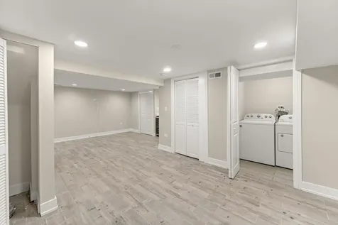 7805 West Balmoral Avenue Chicago IL 60656