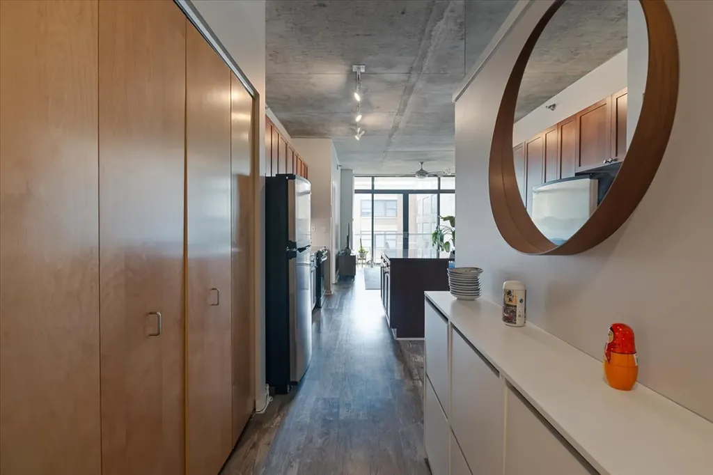 321 South Sangamon Street Chicago IL 60607