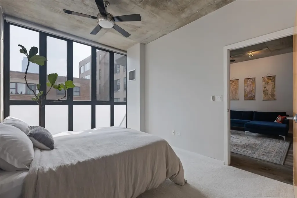 321 South Sangamon Street Chicago IL 60607