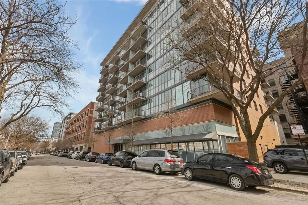 321 South Sangamon Street Chicago IL 60607