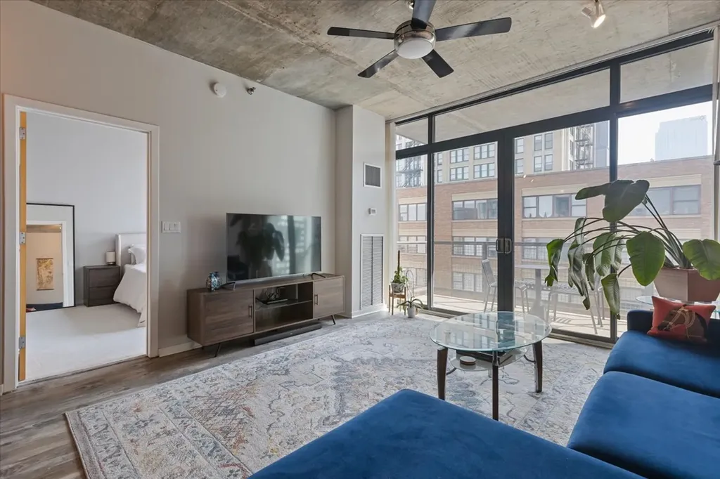 321 South Sangamon Street Chicago IL 60607
