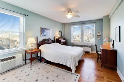 1585 Ridge Avenue Evanston IL 60201