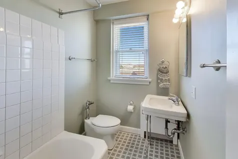 1585 Ridge Avenue Evanston IL 60201