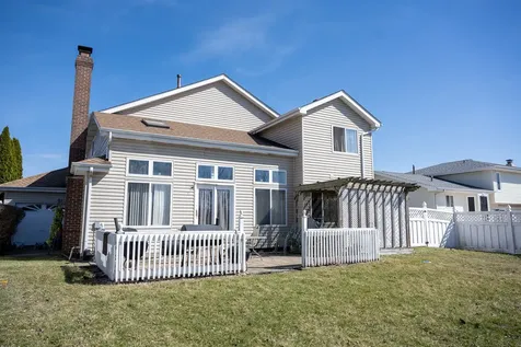 232 Highland Road Matteson IL 60443