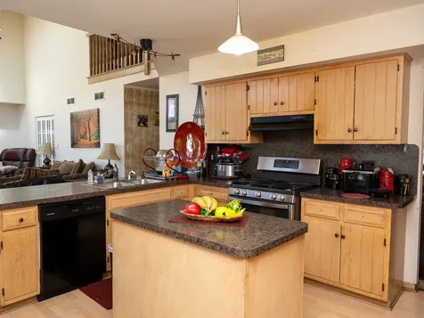 232 Highland Road Matteson IL 60443