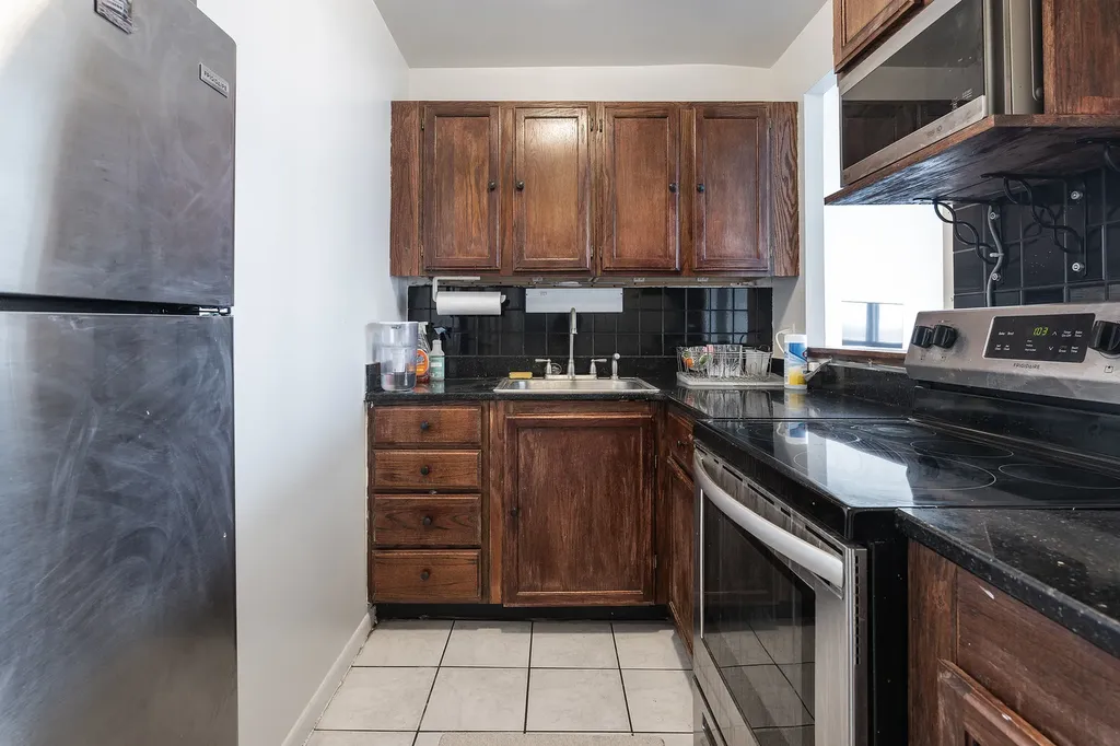 5415 North Sheridan Road Chicago IL 60640