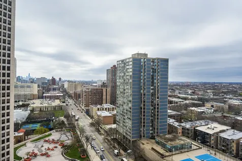 5415 North Sheridan Road Chicago IL 60640
