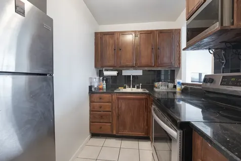 5415 North Sheridan Road Chicago IL 60640