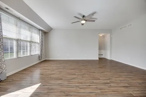11286 Bellflower Lane Huntley IL 60142