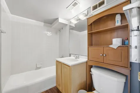 6701 South Crandon Avenue Chicago IL 60649