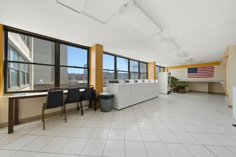 6701 South Crandon Avenue Chicago IL 60649
