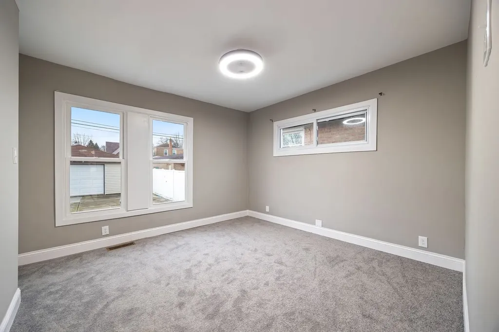 10615 South Emerald Avenue Chicago IL 60628