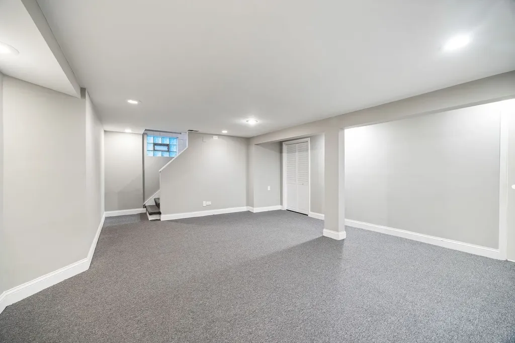 10615 South Emerald Avenue Chicago IL 60628