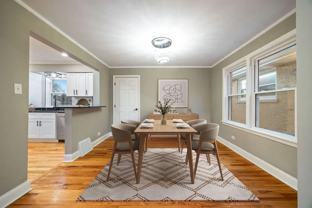 10615 South Emerald Avenue Chicago IL 60628