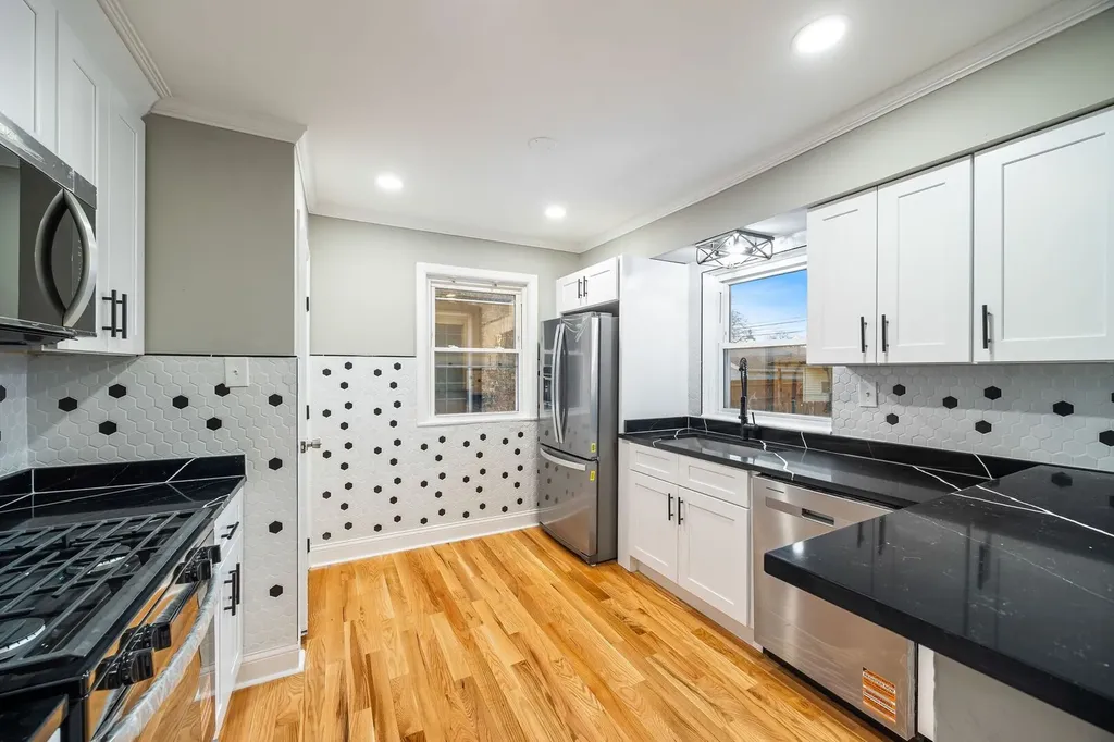 10615 South Emerald Avenue Chicago IL 60628