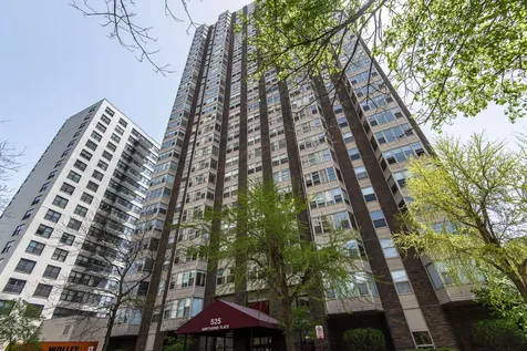 525 West Hawthorne Place Chicago IL 60657