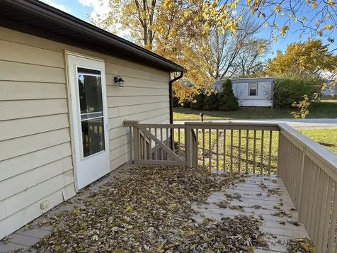 31 Meadowlark Lane Beecher IL 60401
