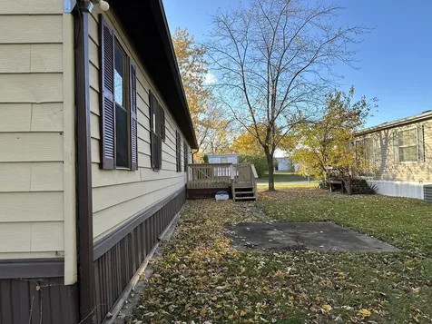 31 Meadowlark Lane Beecher IL 60401