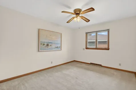 1301 Sherwood Place Joliet IL 60435