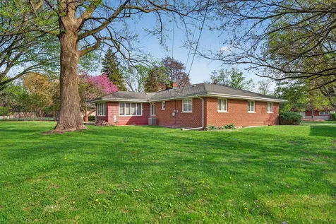 1301 Sherwood Place Joliet IL 60435