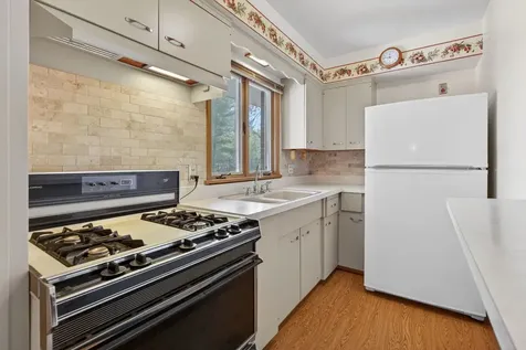 1301 Sherwood Place Joliet IL 60435