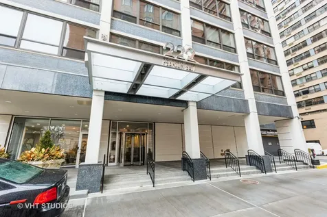 222 East Pearson Street Chicago IL 60611