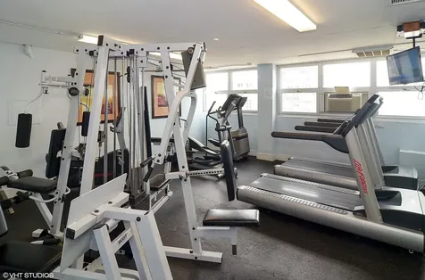 222 East Pearson Street Chicago IL 60611