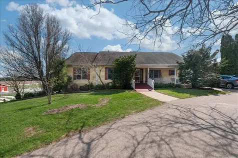 17207 Chase Road Dekalb IL 60115